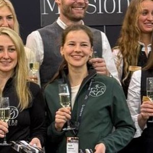 Sinah bei der Preisverleihung auf der Equitana